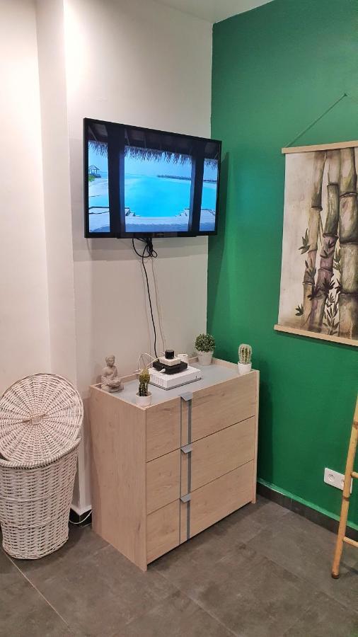 Suite Jacuzzi Privatif Plage Des Catalans Marsiglia Esterno foto